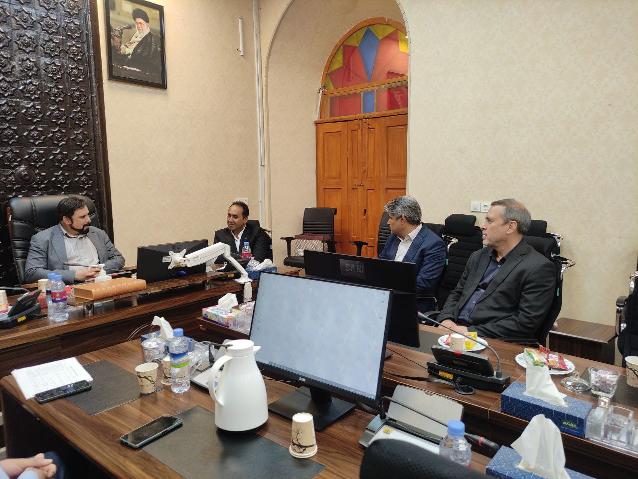 دیدار مدیرعامل بانک صادرات با شهردار کرمانشاه 